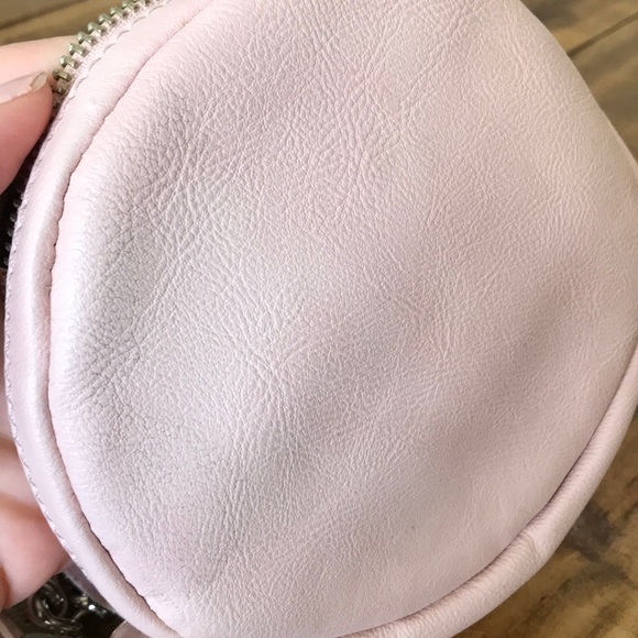 Bebe wristlet bag. Flower - Picture 6 of 8